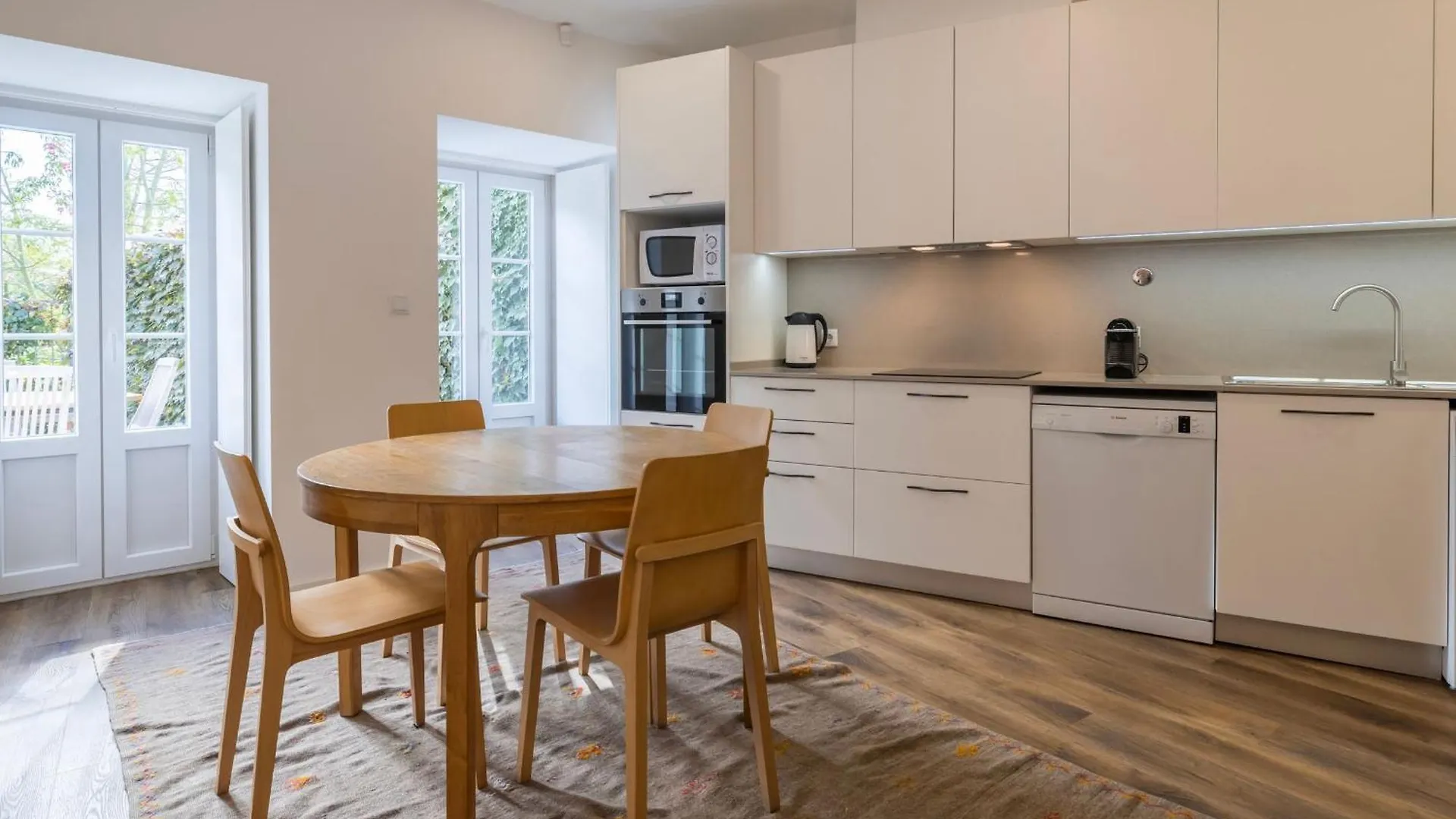 2Bdr Cozy Apartment In Graca By Lovelystay Lisbon Portugal