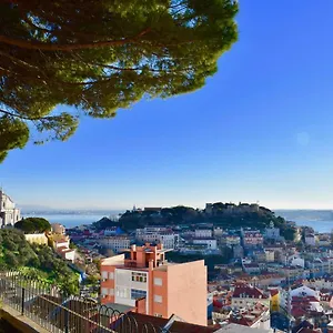 Apartment Aesthetic Riverview In Historical, Lisbon